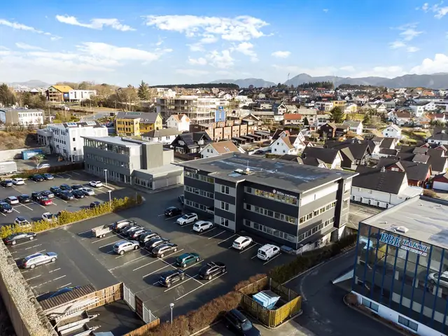 Kontor ved E39 – god parkering – Welhavensvei 9 · Sandnes