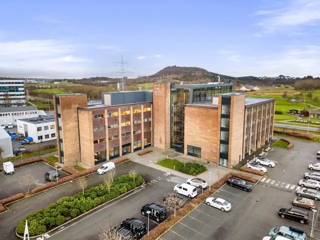 Kontor rundt et atrium på Forus Sør – Koppholen 6 · Sandnes