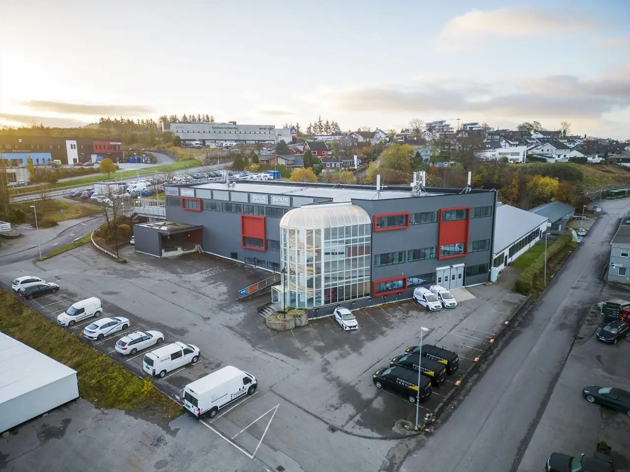 Lager med kontor for håndverkere
